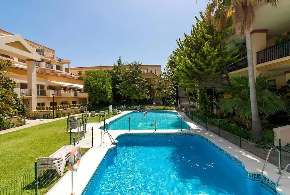 Apartment Oleholidays 1142 Romana Playa Vistas Al Mar Marbella Spain