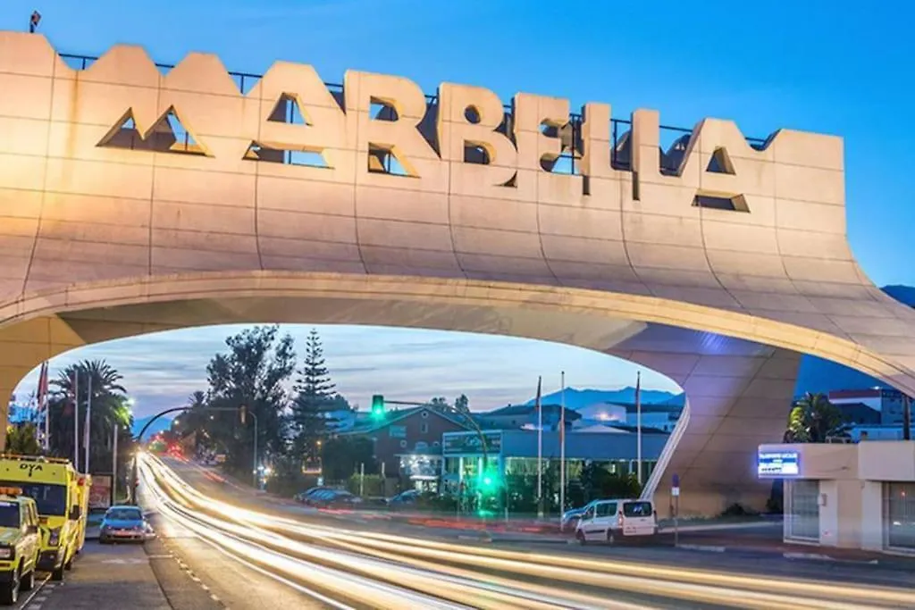 Oleholidays 1142 Romana Playa Vistas Al Mar Marbella Spain