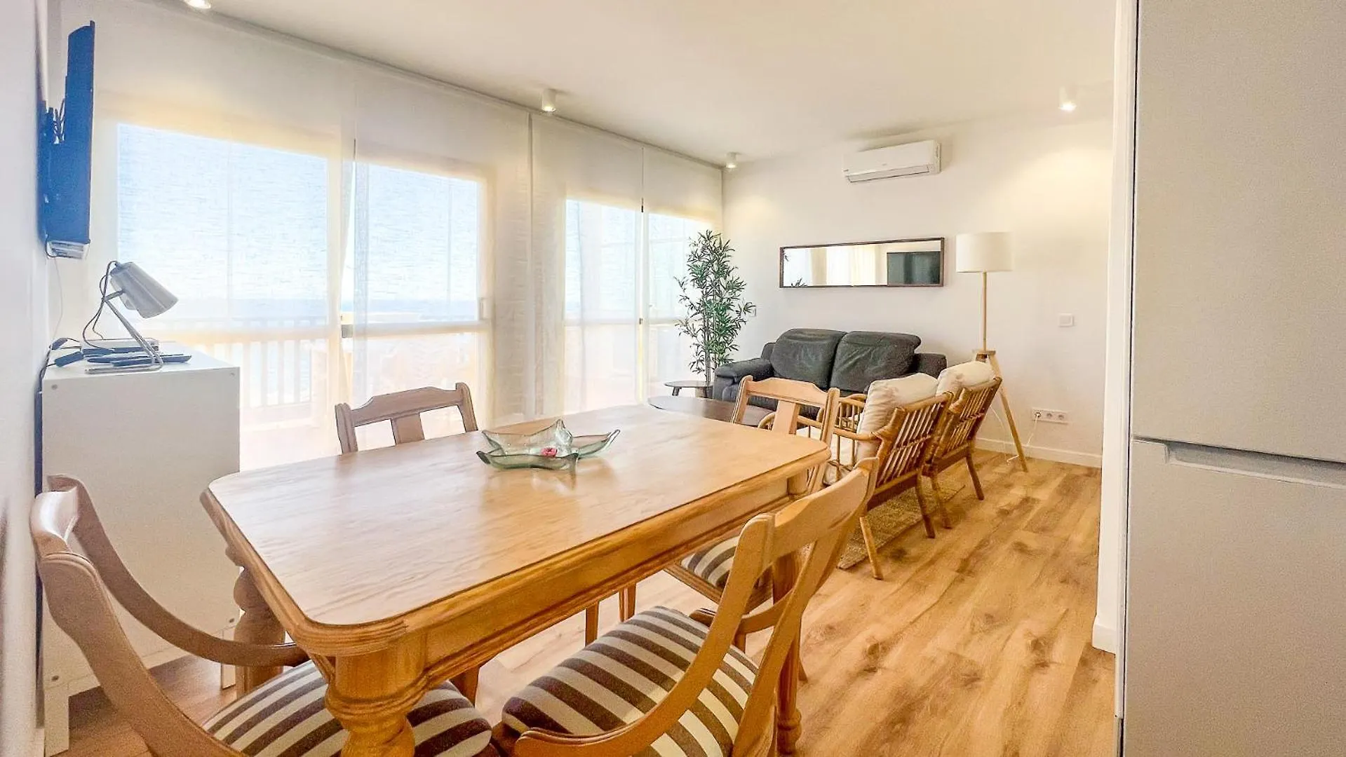 Apartment Oleholidays 1142 Romana Playa Vistas Al Mar Marbella Spain